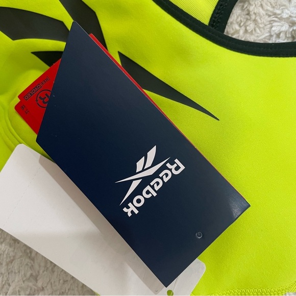 NWT Reebok Women's Lux Vector Racer Sports Bra Acid Yellow Size XS - Picture 10 of 12